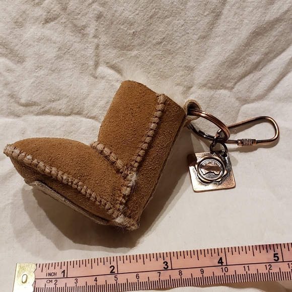 keychain from Australia Luxe Directive sheepskin - Picture 2 of 3